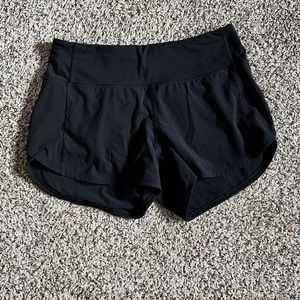 Speed up mid-rise lined short 4”